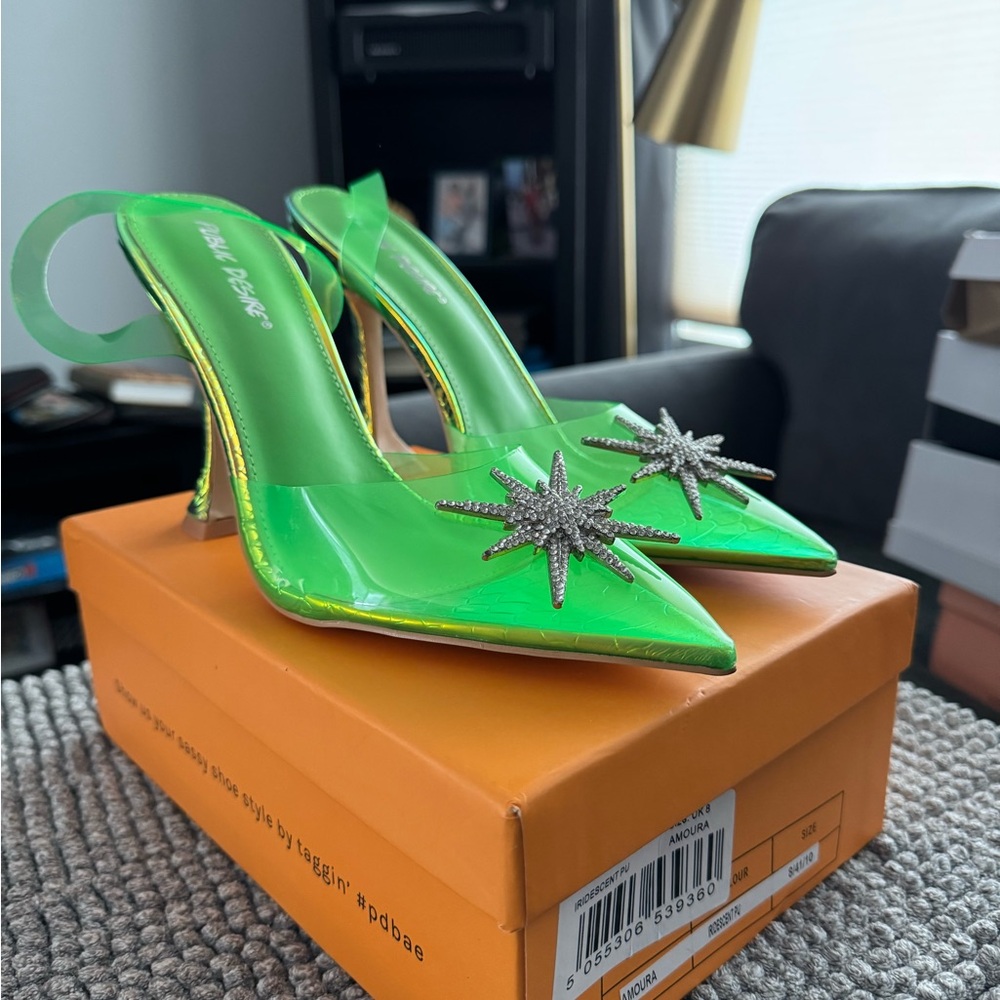 Public Desire Green Star-Embellished Heels